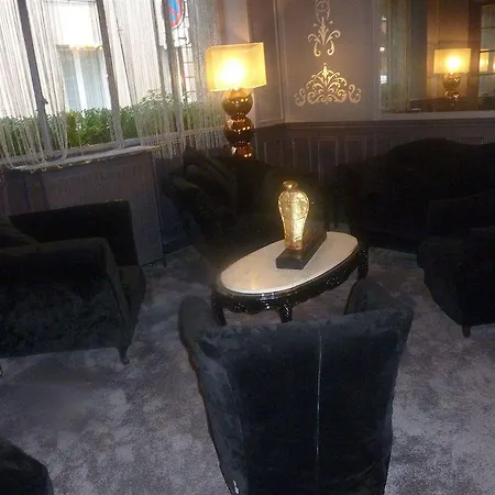 Louvre Hotel Paris