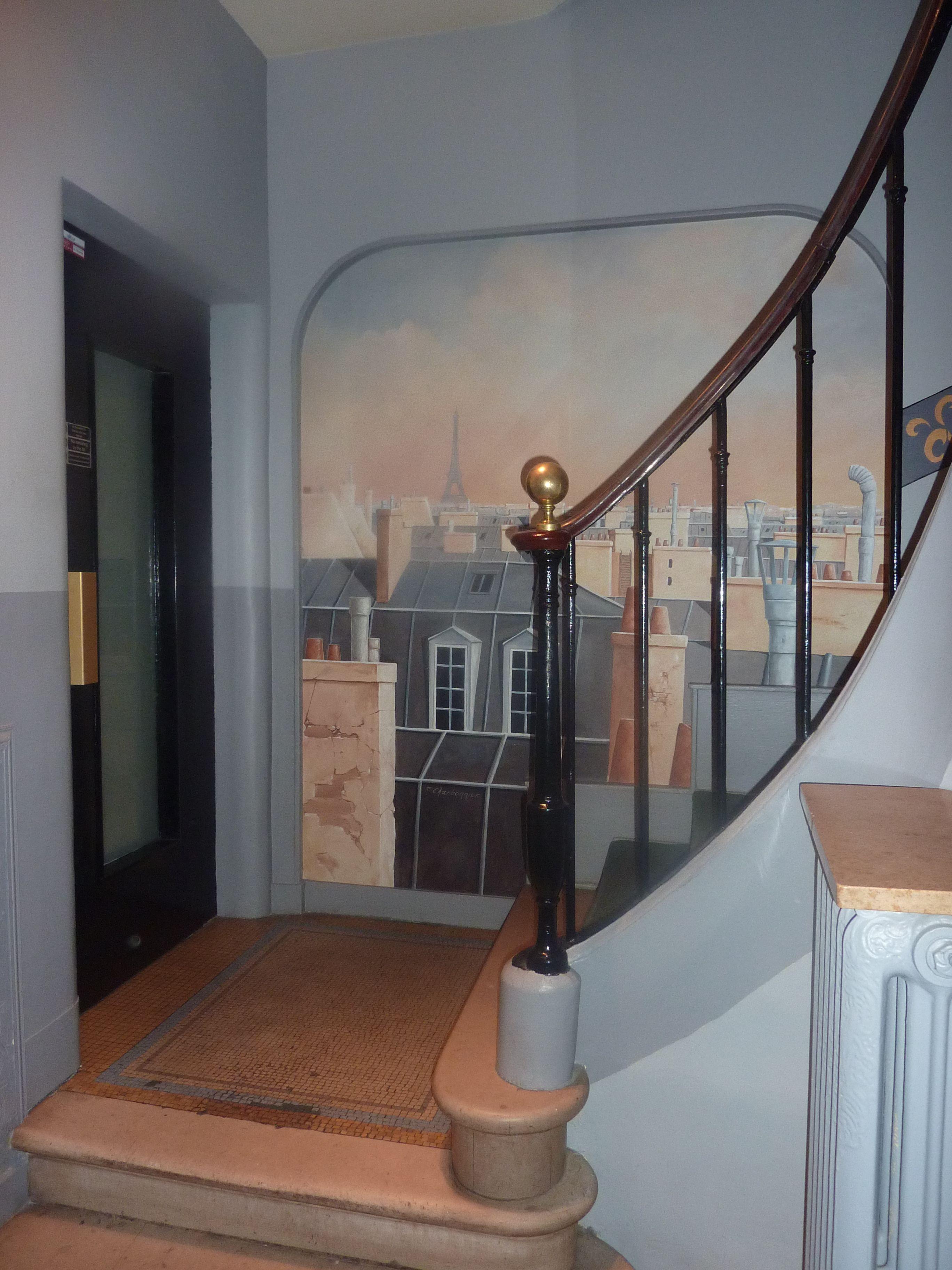 Louvre Hotel 2*