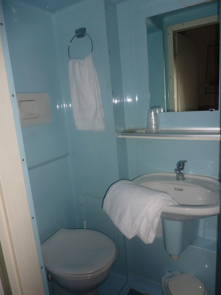 Hotel Louvre 2*