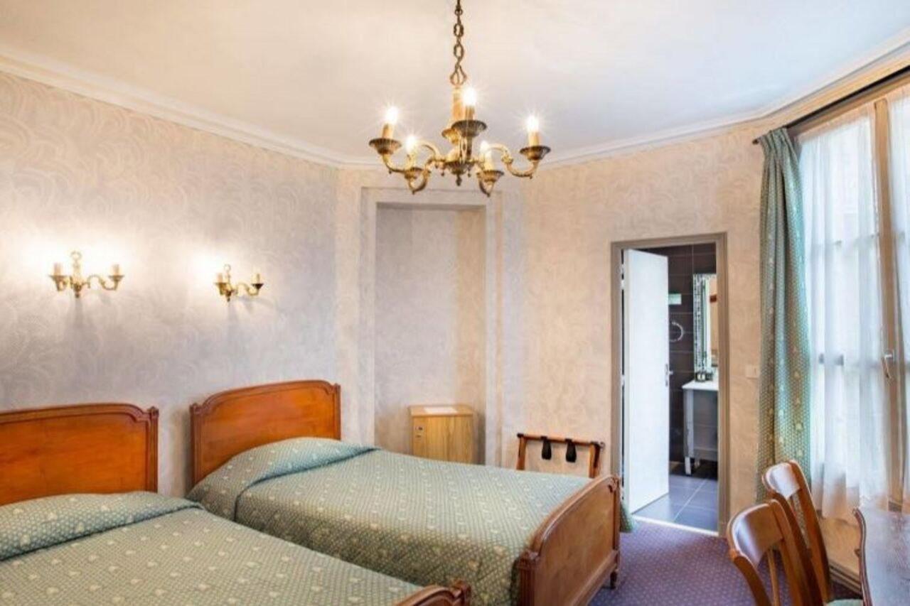 Hotel Louvre Parigi